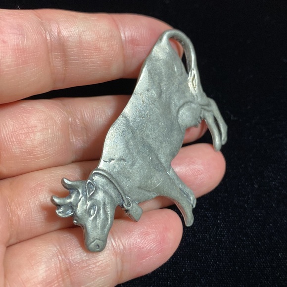 🖤1980s💕SEAGULL PEWTER CANADA cow brooch - Picture 6 of 11